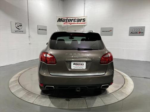 2012 Porsche Cayenne Base