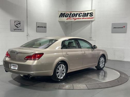 2007 Toyota Avalon XLS