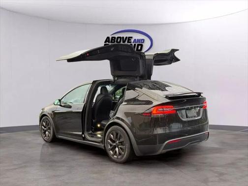 2023 Tesla Model X Standard Range