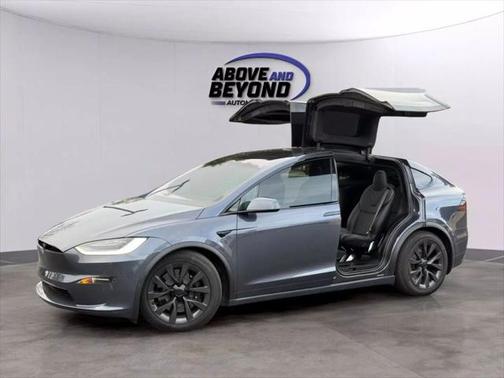 2023 Tesla Model X Standard Range