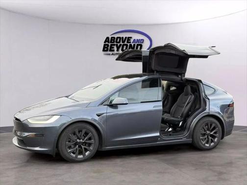 2023 Tesla Model X Standard Range