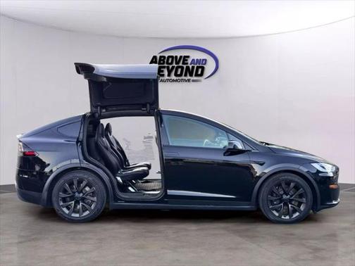 2023 Tesla Model X Standard Range