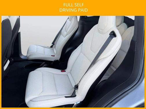2025 Tesla Model X Plaid