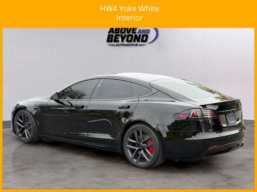 2023 Tesla Model S Plaid