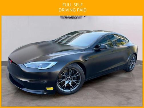 2022 Tesla Model S Plaid