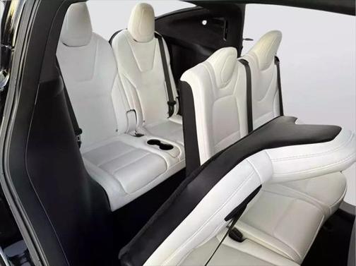2021 Tesla Model X Long Range Plus Dual Motor All-Wheel Drive