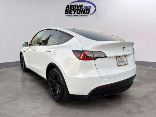 2021 Tesla Model Y Long Range Dual Motor All-Wheel Drive