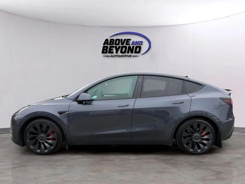 2023 Tesla Model Y Performance Dual Motor All-Wheel Drive
