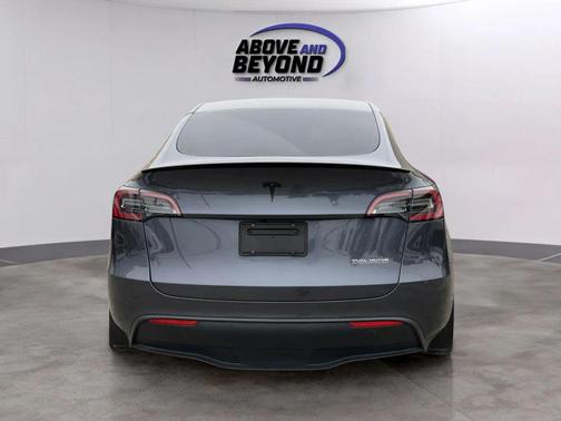 2023 Tesla Model Y Performance Dual Motor All-Wheel Drive