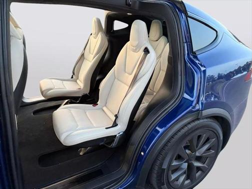 2021 Tesla Model X Long Range Dual Motor All-Wheel Drive