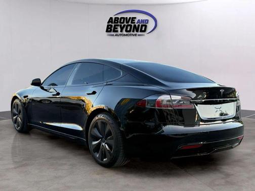 2022 Tesla Model S Long Range