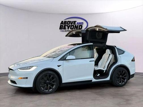 2023 Tesla Model X Standard Range