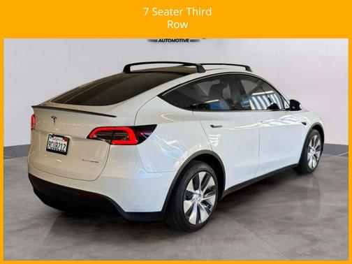2022 Tesla Model Y Long Range Dual Motor All-Wheel Drive