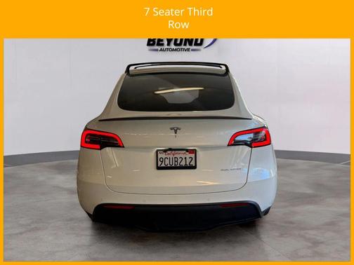 2022 Tesla Model Y Long Range Dual Motor All-Wheel Drive