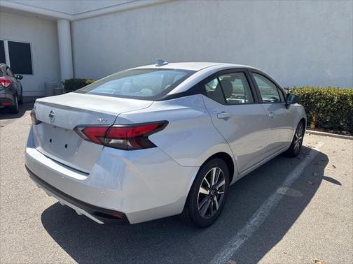 2021 Nissan Versa 1.6 SV