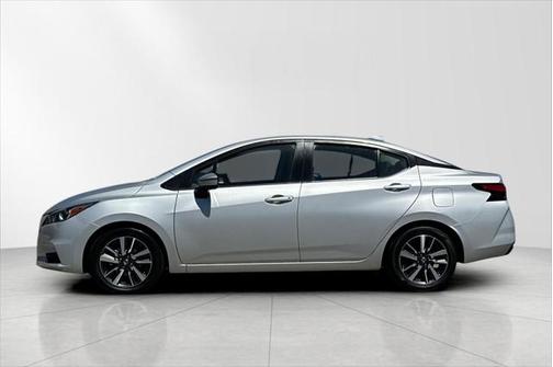 2021 Nissan Versa 1.6 SV