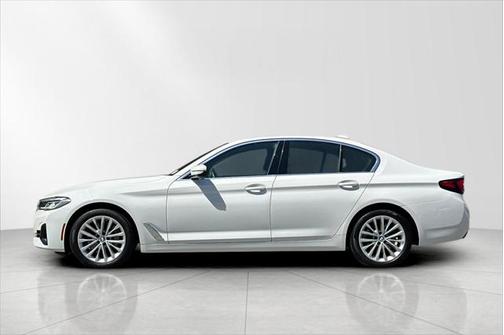 2021 BMW 530 530i