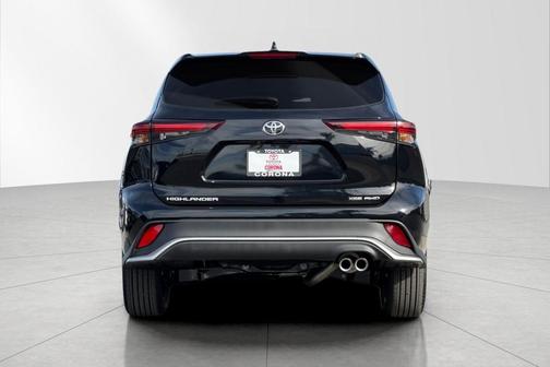 2026 Toyota Highlander XSE