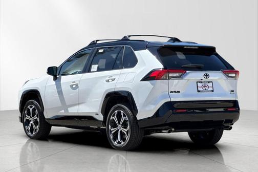2025 Toyota RAV4 Hybrid SE