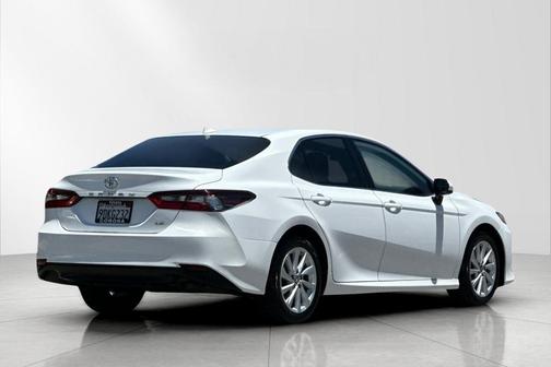 Ice Cap 2023 Toyota Camry LE
