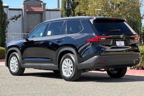 Midnight Black Metallic 2026 Toyota Grand Highlander Hybrid XLE
