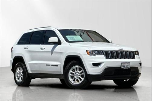 2020 Jeep Grand Cherokee Laredo
