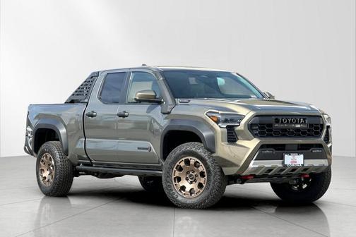 2026 Toyota Tacoma Hybrid Trailhunter