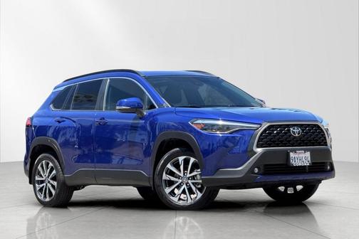 Blue Crush Metallic 2022 Toyota Corolla Cross XLE