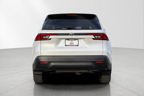 2026 Toyota Highlander LE