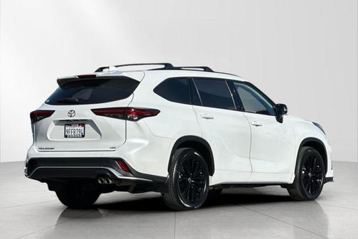 2023 Toyota Highlander XSE