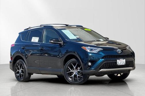 2018 Toyota RAV4 SE