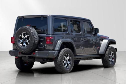 Granite Crystal Metallic Clearcoat 2022 Jeep Wrangler Unlimited Rubicon