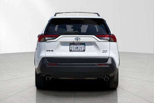 Ice Cap 2025 Toyota RAV4 Hybrid XLE