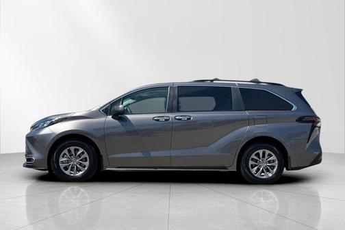 Predawn Gray Mica 2024 Toyota Sienna XLE