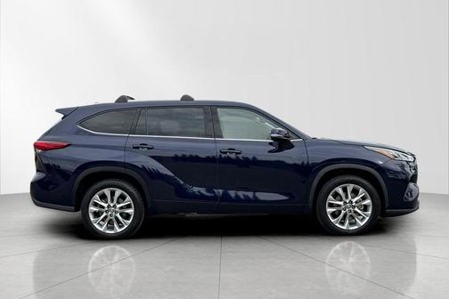 2022 Toyota Highlander Limited
