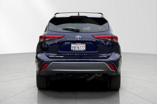 2022 Toyota Highlander Limited
