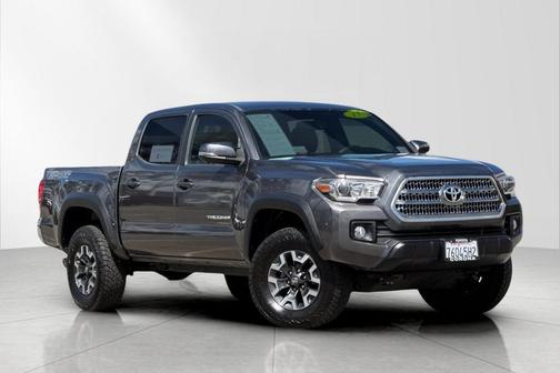 Magnetic Gray Metallic 2017 Toyota Tacoma TRD Off Road