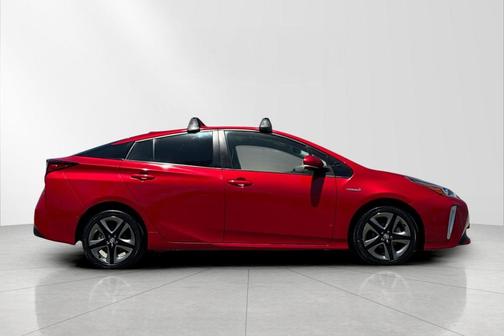 Supersonic Red 2022 Toyota Prius XLE