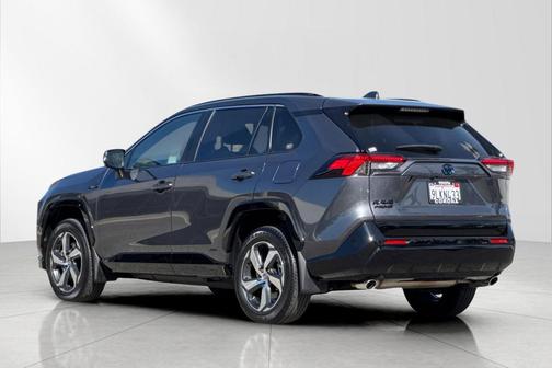 2024 Toyota RAV4 Prime SE