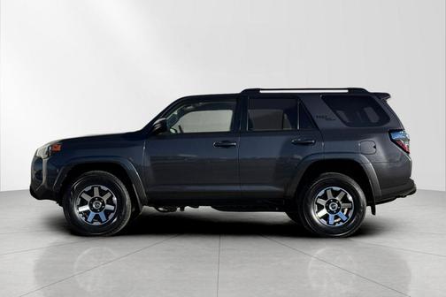 2022 Toyota 4Runner TRD Off Road