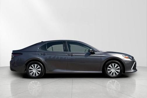 2024 Toyota Camry Hybrid LE