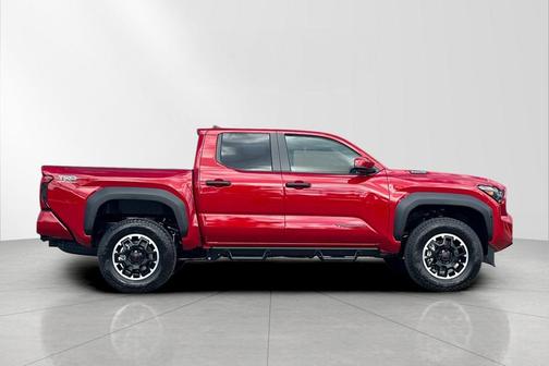 2026 Toyota Tacoma Hybrid TRD Off Road