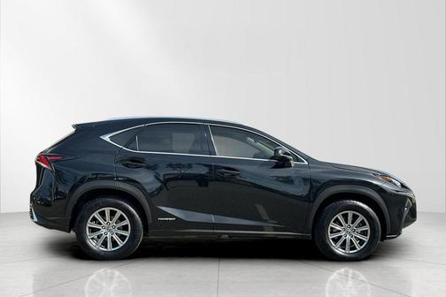 Caviar 2018 Lexus NX 300h Base