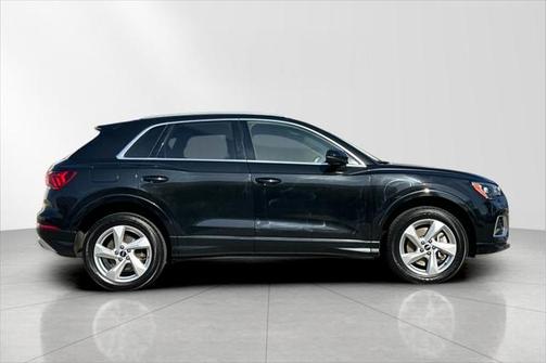 2021 Audi Q3 40 Premium