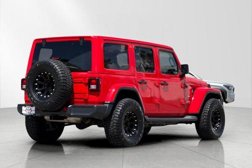 Firecracker Red Clearcoat 2019 Jeep Wrangler Unlimited Sahara
