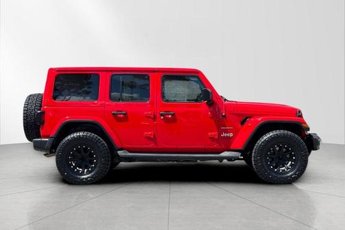 Firecracker Red Clearcoat 2019 Jeep Wrangler Unlimited Sahara