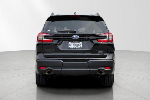 Crystal Black Silica 2024 Subaru Ascent Onyx Edition Limited 7-Passenger