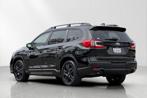 Crystal Black Silica 2024 Subaru Ascent Onyx Edition Limited 7-Passenger