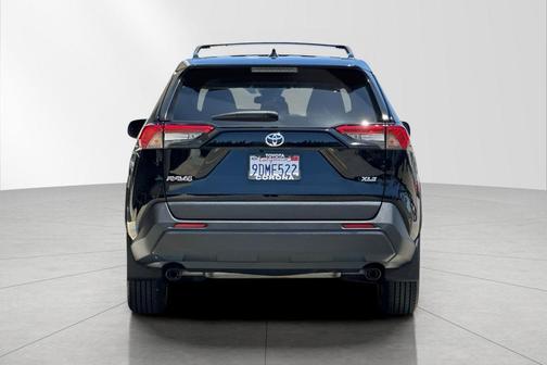 Midnight Black Metallic 2022 Toyota RAV4 XLE