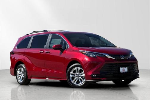 Ruby Flare Pearl 2026 Toyota Sienna XLE